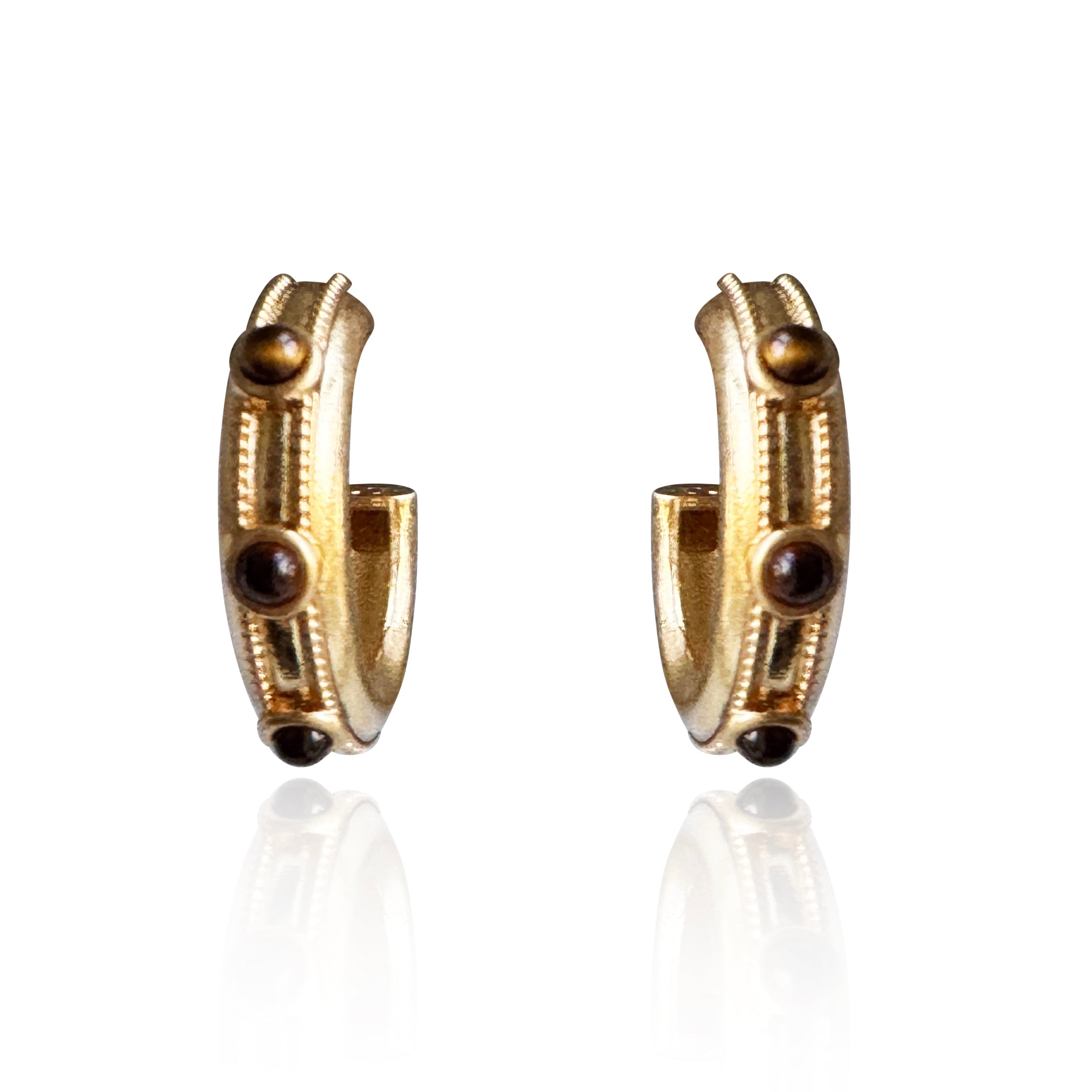 Olivia Gold Hoop Earring